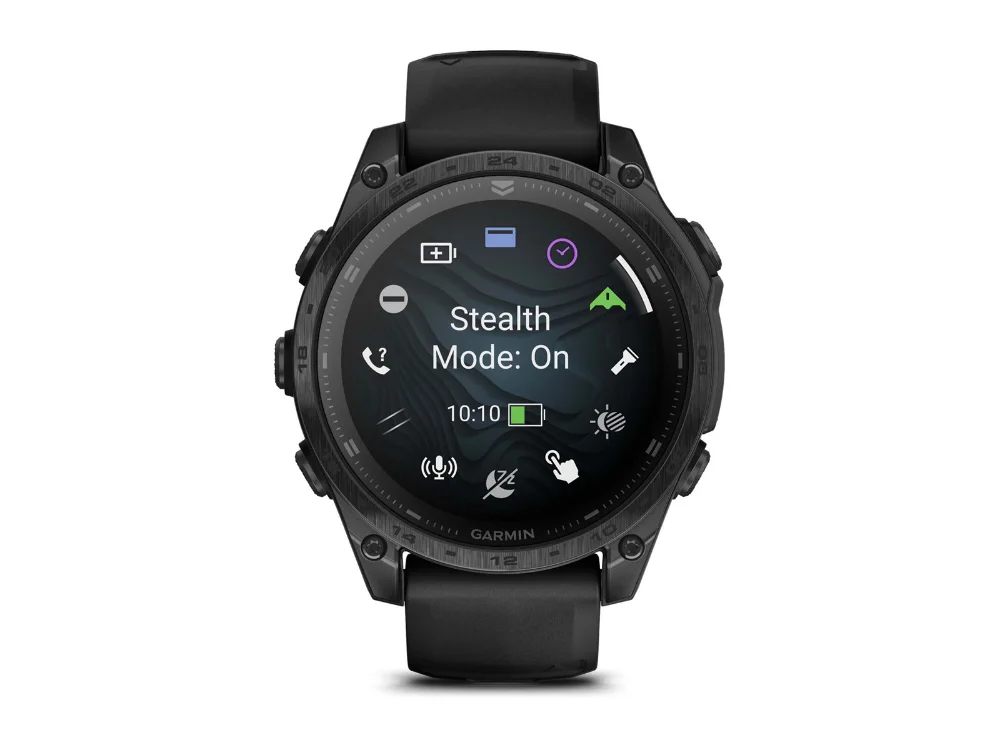 Garmin Tactix 8 AMOLED 47 mm, чёрный титан, чёрный/серый силиконовый ремешок — вид спереди, другой экран