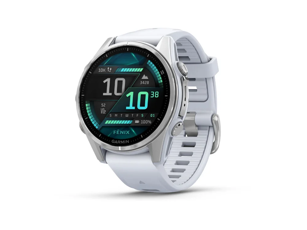 Garmin Fenix 8 AMOLED 43 mm, серебристый, белый силиконовый ремешок
