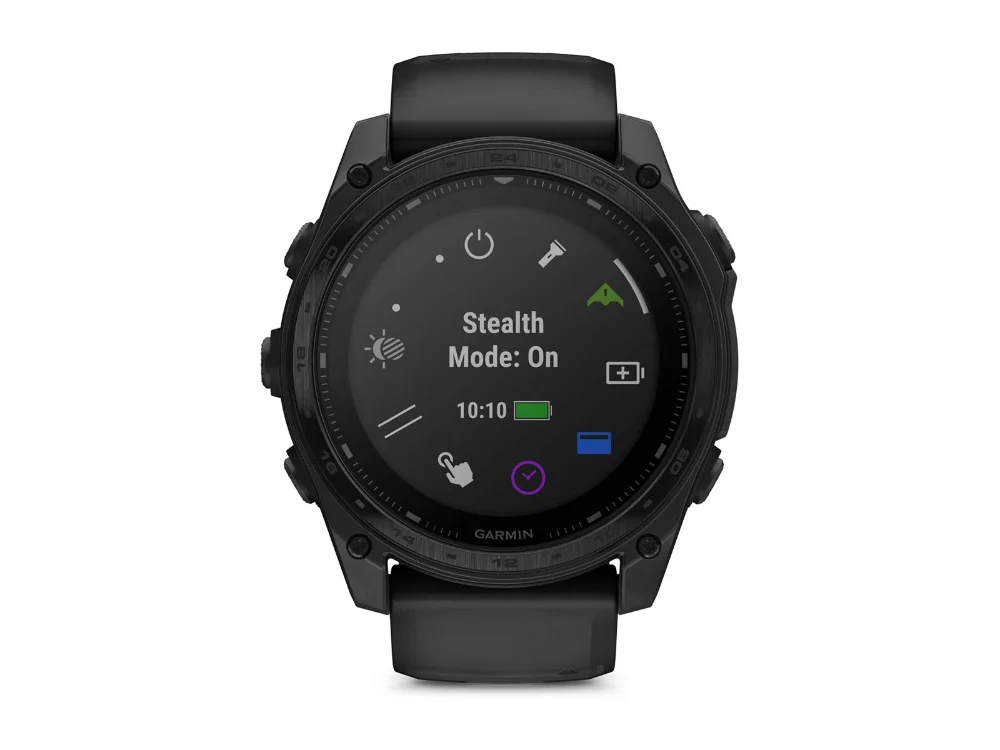 Garmin Tactix 8 Solar 51 mm, чёрный титан, чёрный силиконовый ремешок — вид спереди, другой экран