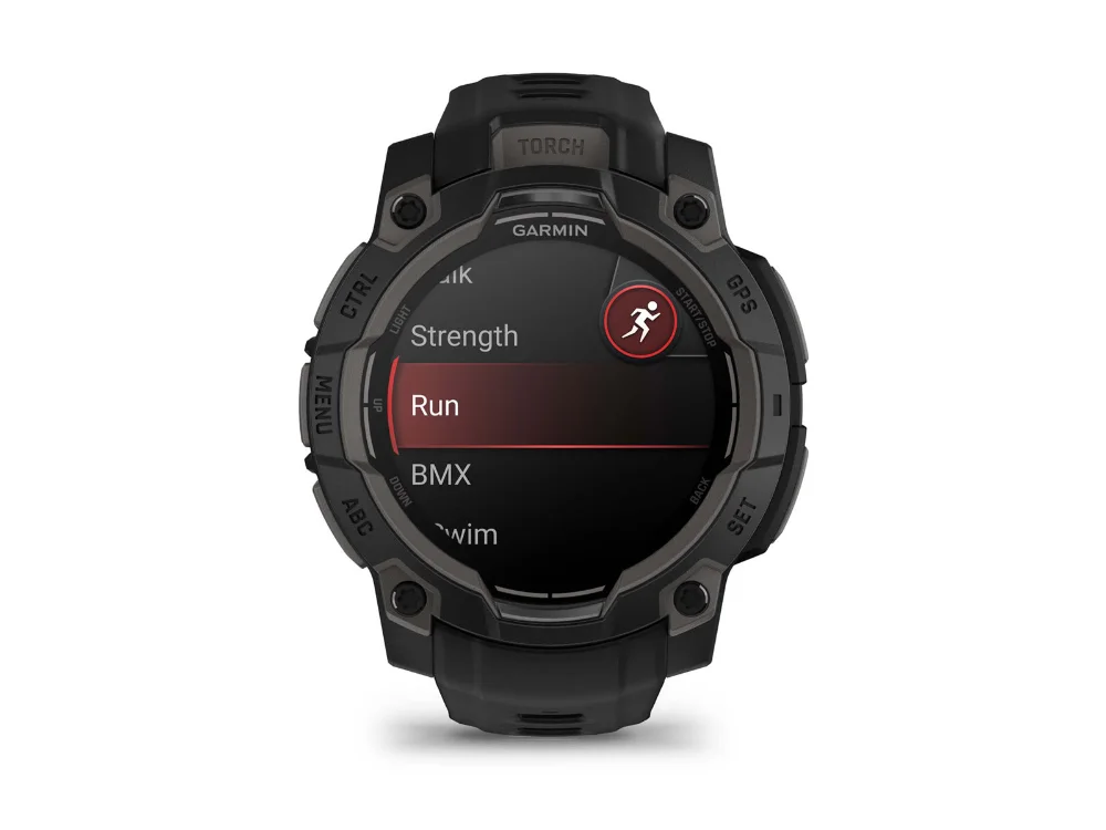 Garmin Instinct 3 AMOLED 45 mm, чёрный, чёрный силиконовый ремешок — вид спереди