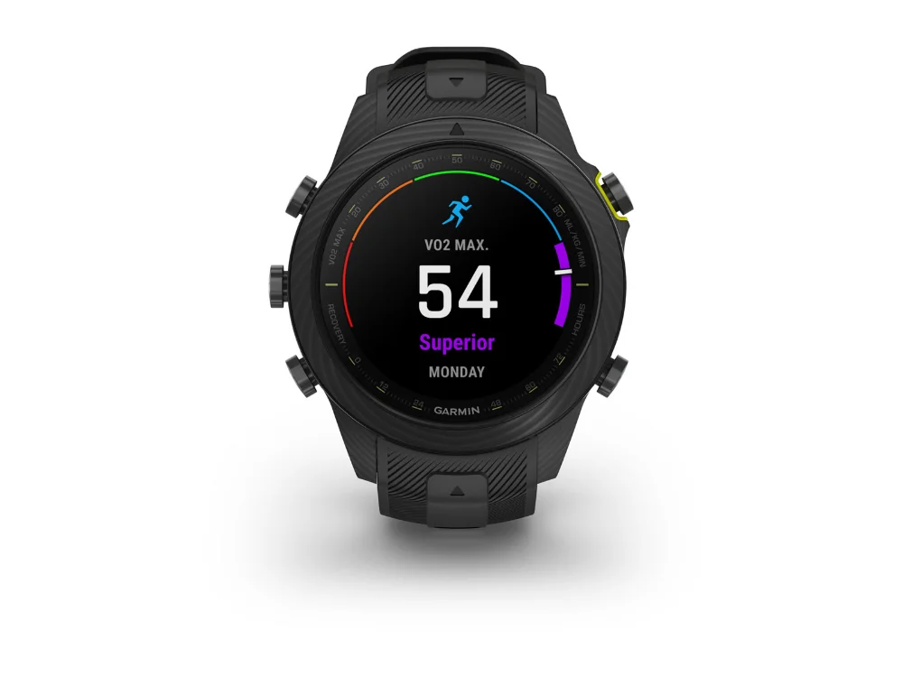 Garmin MARQ Athlete (Gen 2) Carbon Edition, чёрный карбон, чёрный силиконовый ремешок — вид спереди