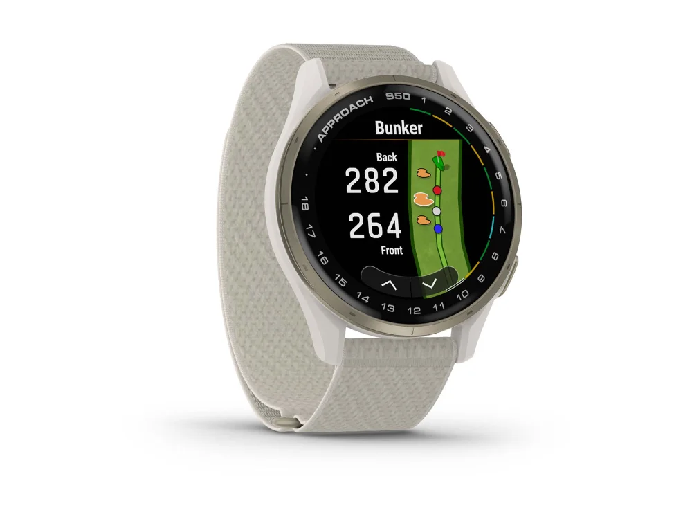 Garmin Approach S50, кремовое золото, нейлоновый ремешок цвета слоновой кости — вид сбоку